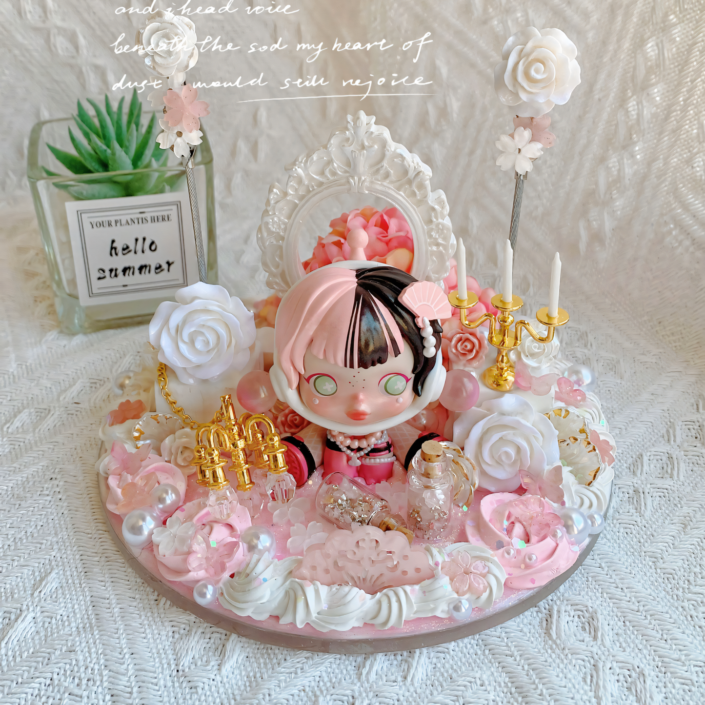 MPLANET Pop Mart Decoden Phone Holder Ornaments, Made-to-order Cream Gel Handicrafts