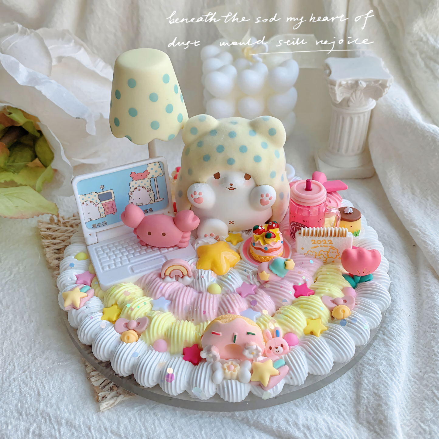 MPLANET Pop Mart Decoden Phone Holder Ornaments, Made-to-order Cream Gel Handicrafts